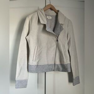 Lou & Grey Cream and Gray Knit Bomber Jacket with Asymmetrical Zipper